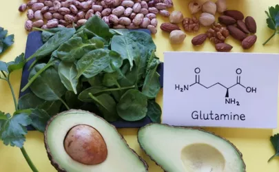 L-Glutamin in grünem Blattgemüse, Hülsenfrüchten und Nüssen